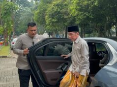 Jokowi Salat Id Bareng Iriana e Kaesang do GBK Jokowi Salat Id Bareng Iriana e Kaesang do GBK