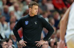 Jon Scheyer reage depois que Siena dá um susto de loucura em Duke no início de março Duke Blue Devils coach Jon Scheyer