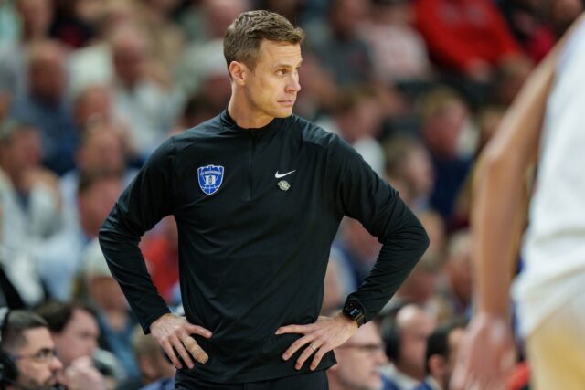 Duke Blue Devils coach Jon Scheyer
