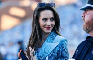 Jordon Hudson diz que é uma ‘garimpeira’ enquanto comemora a vitória como líder de torcida Jordan Hudson