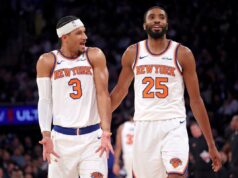 Josh Hart rebate críticas ‘injustas’ ao companheiro de equipe dos Knicks, Mikal Bridges Mikal Bridges (25) dos Knicks atira sobre Sharife Cooper (13) dos Wizards em 22 de março de 2026.