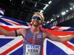 Josh Kerr recupera a medalha de ouro mundial dos 3.000 m indoor na Polônia Josh Kerr recupera a medalha de ouro mundial dos 3.000 m indoor na Polônia