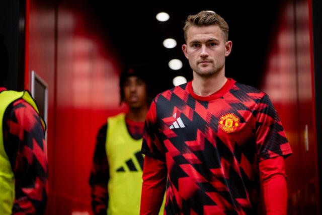 Jovem do Man Utd retorna lesionado, nova solução De Ligt de Michael Carrick - Opinião
