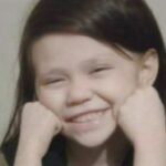 No momento de sua morte, Charlie pesava apenas 18 quilos, usava fralda e estava cheio de piolhos.