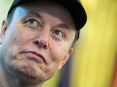 Júri dos EUA conclui que Elon Musk enganou investidores durante compra do Twitter Júri dos EUA conclui que Elon Musk enganou investidores durante compra do Twitter