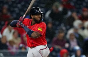 Jurickson Profar, estrela do Braves, é suspenso por toda a temporada após recurso negado Jurickson Profar # 7 do Atlanta Braves rebateu contra o Washington Nationals durante a primeira entrada do segundo jogo de uma partida dupla dividida no Nationals Park em 16 de setembro de 2025 em Washington, DC.