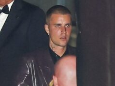 Justin Bieber e o ex-mentor Usher se envolveram em uma ‘troca acalorada’ na festa pós-Oscar Fontes afirmam que Justin Bieber teve uma 'troca acalorada' com seu ex-mentor Usher na festa pós-Oscar de Jay-Z e Beyoncé no domingo; Bieber fotografado no mês passado - retratado no evento