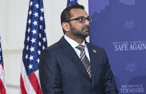 Kash Patel publica gráfico on-line, a Internet revela uma coisa que ele ignorou Kash Patel publica gráfico on-line, a Internet revela uma coisa que ele ignorou