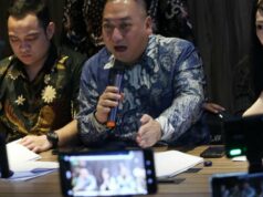 Kasus Bocah Tewas Dianiaya Ibu Tiri di Sukabumi Melebar, Kini Ayah Kandungnya Ikut Diseret Kasus Bocah Tewas Dianiaya Ibu Tiri di Sukabumi Melebar, Kini Ayah Kandungnya Ikut Diseret