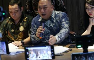 Kasus Bocah Tewas Dianiaya Ibu Tiri di Sukabumi Melebar, Kini Ayah Kandungnya Ikut Diseret Kasus Bocah Tewas Dianiaya Ibu Tiri di Sukabumi Melebar, Kini Ayah Kandungnya Ikut Diseret