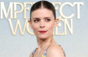 Kate Mara usou o estilo de vestido pronto para a primavera que embeleza as pequenas LOS ANGELES, CALIFÓRNIA - 03 DE MARÇO: Ali Larter comparece à Kérastase e Demi Moore apresentam Power Talks e o lançamento de Chronologiste no Nya Studios em 03 de março de 2026 em Los Angeles, Califórnia. (Foto de Emma McIntyre/Getty Images para Kérastase Paris)