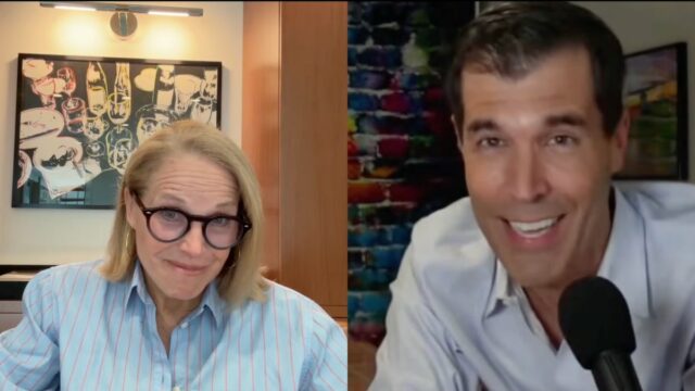 Katie Couric fica frustrada ao grelhar Scott MacFarlane em Bari Piers Morgan e Bill O'Reilly (Crédito: Piers Morgan sem censura)