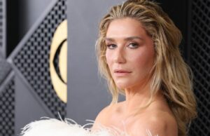 Kesha critica a Casa Branca por usar sua música ‘Blow’ em vídeo que ‘Makes Light of War’: ‘Disgusting and Inhumane’ Kesha critica a Casa Branca por usar sua música ‘Blow’ em vídeo que ‘Makes Light of War’: ‘Disgusting and Inhumane’