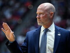 Kevin Willard sob ataque após a derrota de Villanova no torneio da NCAA Head coach Kevin Willard of the Villanova Wildcats