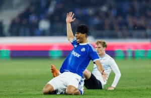 Kobbie Mainoo elogia Maxi Oyedele após primeiro gol impressionante pelo Estrasburgo Kobbie Mainoo elogia Maxi Oyedele após primeiro gol impressionante pelo Estrasburgo