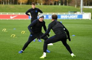 Kyle Walker dá seu veredicto sobre se a lenda do Man Utd é o melhor jogador inglês com quem ele já jogou Kyle Walker dá seu veredicto sobre se a lenda do Man Utd é o melhor jogador inglês com quem ele já jogou