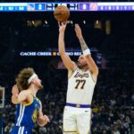 Lakers assumem o comando cedo, nunca olham para trás e eliminam Warriors
