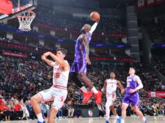 Lakers aumenta sequência de vitórias para sete jogos com outra vitória sobre Rockets Lakers aumenta sequência de vitórias para sete jogos com outra vitória sobre Rockets
