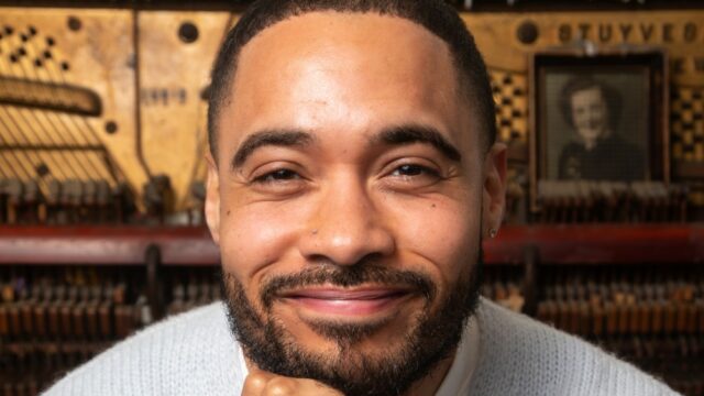 Langston Kerman se junta a Jake Johnson e Keith David no NBC Comedy Pilot (EXCLUSIVO)
