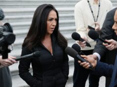 Lauren Boebert ataca o potencial de US$ 200 bilhões para a guerra no Irã Lauren Boebert ataca o potencial de US$ 200 bilhões para a guerra no Irã