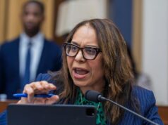 Legisladores dos EUA pedem à FIFA que reduza os preços dos ingressos para a Copa do Mundo de 2026 Legisladores dos EUA pedem à FIFA que reduza os preços dos ingressos para a Copa do Mundo de 2026