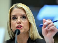 Legisladores dos EUA votam para intimar Pam Bondi sobre arquivos de Epstein Michael Koziol