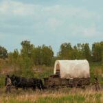 'Little House on the Prairie' renovada para a 2ª temporada na Netflix antes da estreia de julho
