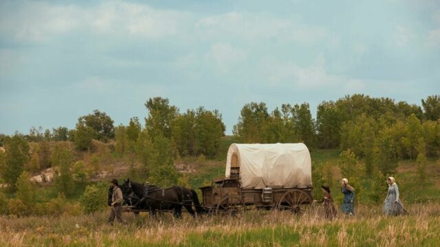 'Little House on the Prairie' renovada para a 2ª temporada 'Little House on the Prairie' renovada para a 2ª temporada na Netflix antes da estreia de julho
