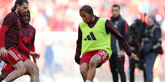 Liverpool x Tottenham - Premier League AO VIVO: últimos placares e atualizações enquanto Igor Tudor luta para salvar seu emprego enquanto Arne Slot dá a Rio Ngumoha a chance de brilhar em Anfield
