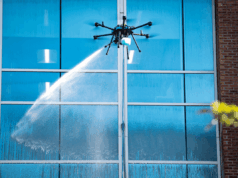 Lucid Bots levanta US$ 20 milhões para atender à demanda por seus drones para lavagem de janelas Lucid Bots, robots, AI