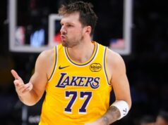 Luka Doncic marca 60 pontos enquanto o Lakers se recupera para derrotar o Heat na NBA Luka Doncic em ação.