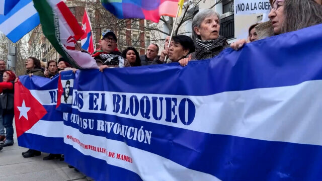 Madrid protesta contra o bloqueio dos EUA a Cuba
