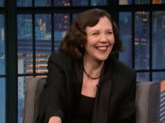 Maggie Gyllenhaal revela as maneiras muito diferentes que ela teve para dirigir Dakota Johnson e Annette Bening | Vídeo Jogar