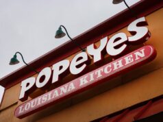 Mais locais do Popeyes fecharam depois que um grande franqueado pediu falência Três locais da Popeyes Louisiana Kitchen fecharam depois que seu franqueado pediu falência (Getty)
