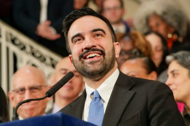 Mamdani está dando aos e-bikers uma ‘licença para matar’ enquanto o NYPD afrouxa a fiscalização
