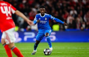 Man Utd descobre o preço de Eduardo Camavinga, com Ineos agora considerando a mudança para o novo Declan Rice Man Utd descobre o preço de Eduardo Camavinga, com Ineos agora considerando a mudança para o novo Declan Rice