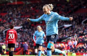 Manchester City fecha o título da WSL com vitória no derby por 3 a 0; Arsenal vence Spurs Manchester City fecha o título da WSL com vitória no derby por 3 a 0; Arsenal vence Spurs