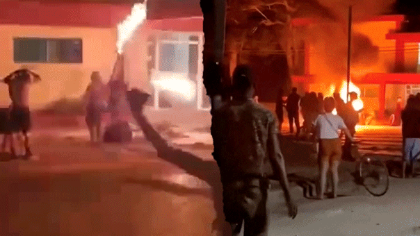 Manifestantes incendeiam sede do Partido Comunista em Cuba enquanto vídeo Manifestantes incendeiam sede do Partido Comunista em Cuba enquanto vídeo parece capturar tiros