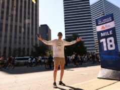 Maratona de LA revela corredores acordados que pegaram atalho na marca de 18 milhas Maratona de LA revela corredores acordados que pegaram atalho na marca de 18 milhas