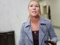 Marjorie Taylor Greene adverte que Trump pode ser o ‘motivo’ da mudança de assento no Senado do Texas Marjorie Taylor Greene adverte que Trump pode ser o 'motivo' da mudança de assento no Senado do Texas