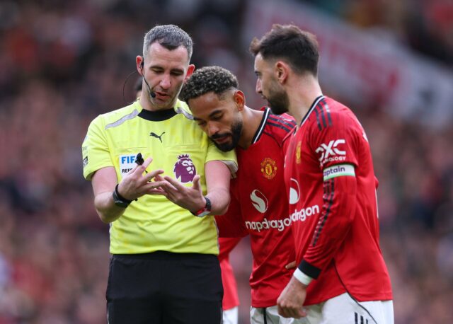 Mark Clattenburg compartilha uma visão clara sobre a polêmica decisão de pênalti do Man Utd, isso prova que Bruno Fernandes está certo

