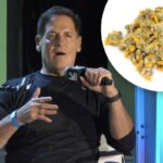 Mark Cuban falando ao microfone no SXSW.