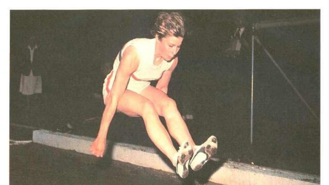 Mary Rand, primeira medalhista de ouro olímpica britânica, morre aos 86 anos
