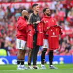 Matheus Cunha, Benjamin Sesko e Bryan Mbeumo superam Bruno Fernandes na frente do gol