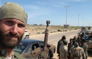 Matthew Vandyke, ‘mercenário’ dos EUA, detido pelas autoridades indianas Savannah Guthrie, Nancy e Annie Guthrie