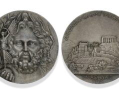 Medalha das primeiras Olimpíadas modernas é três vezes maior que estimativa em leilão Medalha das primeiras Olimpíadas modernas é três vezes maior que estimativa em leilão