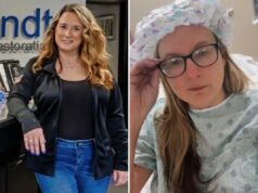 Médico que fez abdominoplastia na mãe do TikTok que morreu ‘lutando para entender’ o que aconteceu Mulher com bata de hospital e touca de banho, segurando os óculos.