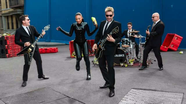 Megan Thee Stallion e Nickelback se unem em uma oferta Megan Thee Stallion e Nickelback se unem em uma oferta surpreendente para aumentar os cheetos picantes com sabor de picles