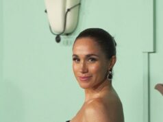 Meghan será a atração principal do ‘fim de semana feminino’ de £ 1.400 na Austrália: Duquesa fará perguntas e respostas e posará para fotos com convidados VIP em retiro de luxo com ioga, cura sonora e exercícios de manifestação Meghan será a atração principal do 'fim de semana feminino' de £ 1.400 na Austrália: Duquesa fará perguntas e respostas e posará para fotos com convidados VIP em retiro de luxo com ioga, cura sonora e exercícios de manifestação