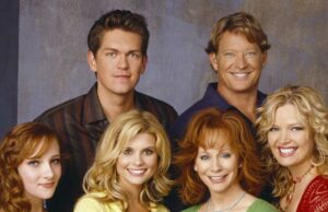 Melissa Peterman e JoAnna Garcia, do How Happy’s Place, pregaram uma peça em Steve Howey Reba